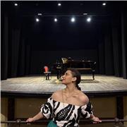 Offro lezioni di canto lirico , tecnica belcanto , canto leggero , senza limite età